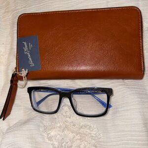 Universal Thread Tan Leather Wallet